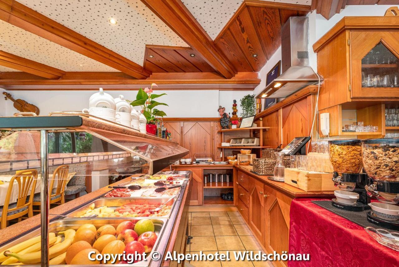 Alpenhotel Wildschoenau B&B Bagian luar foto