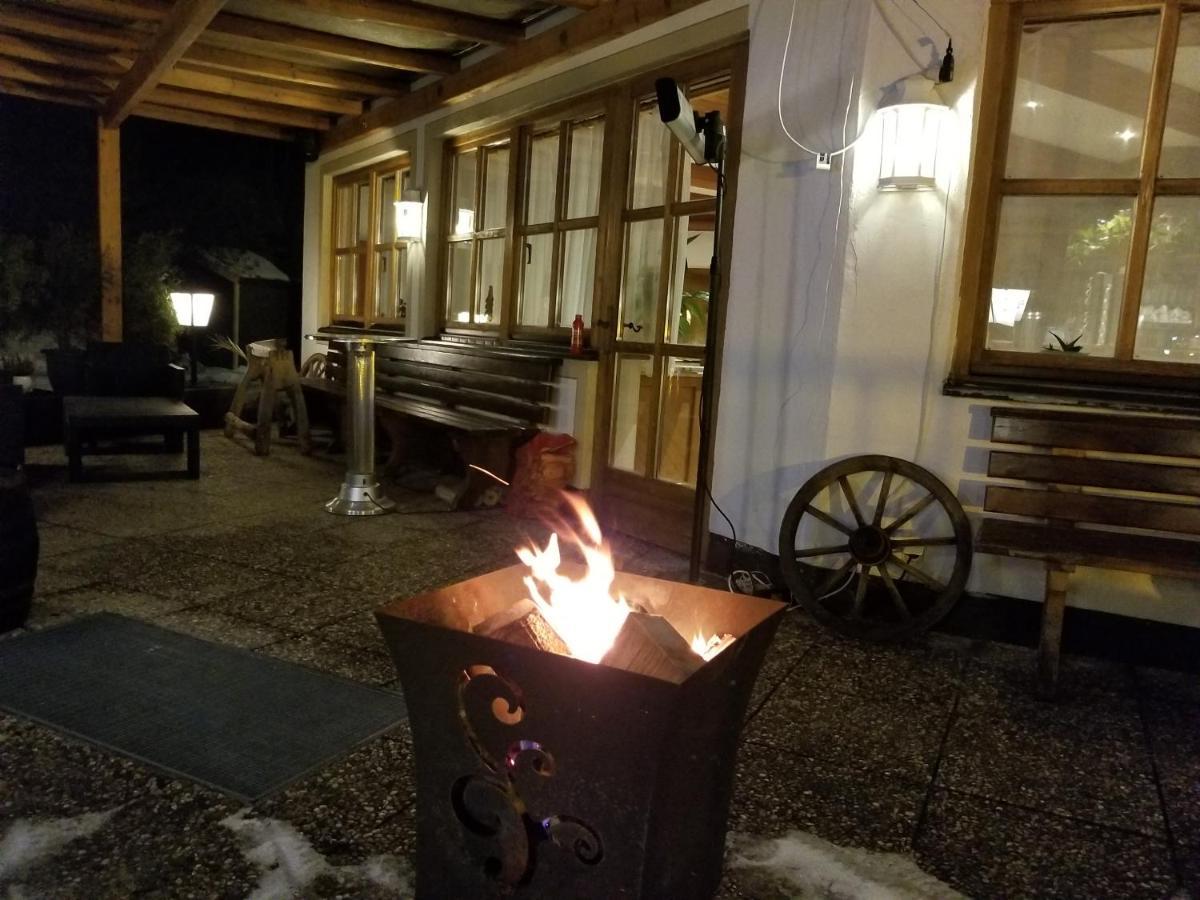 Alpenhotel Wildschoenau B&B Bagian luar foto